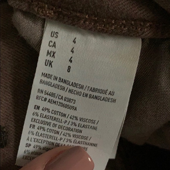 American Eagle Shorts - Picture 4 of 4